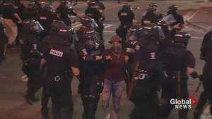 Chaos erupts on Charlotte streets for second straight night